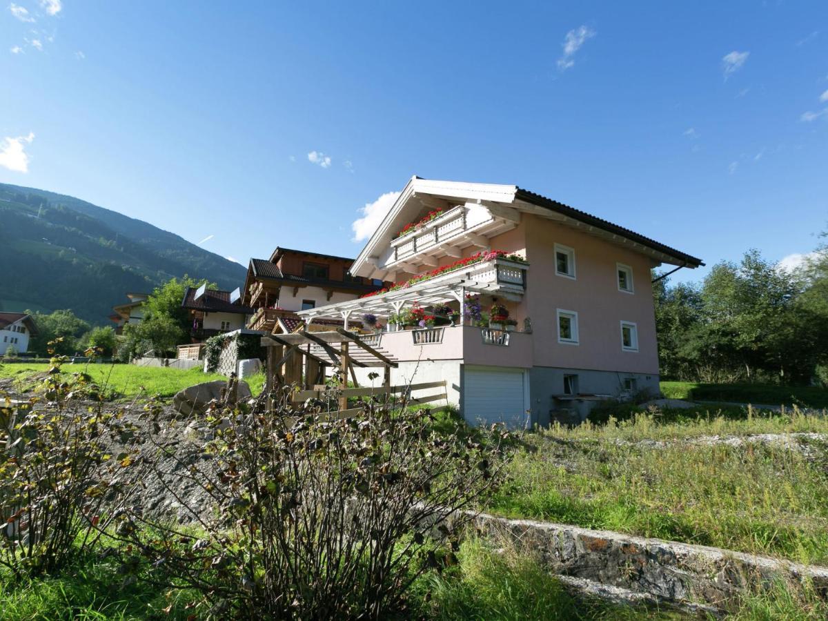 Apartment With Terrace In Aschau Im Zillertal Zewnętrze zdjęcie