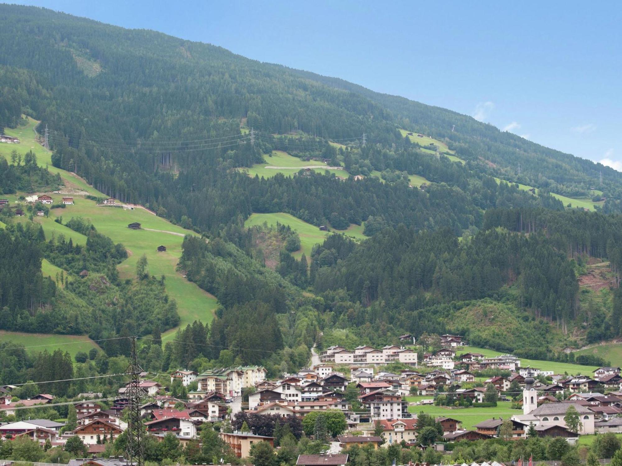 Apartment With Terrace In Aschau Im Zillertal Zewnętrze zdjęcie
