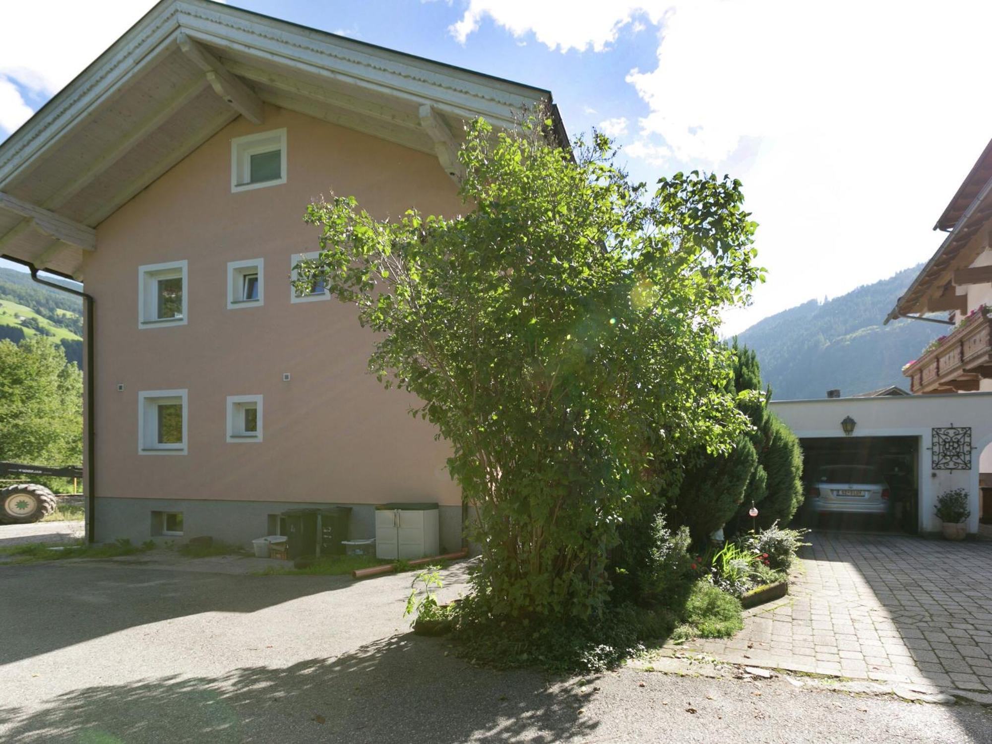 Apartment With Terrace In Aschau Im Zillertal Zewnętrze zdjęcie